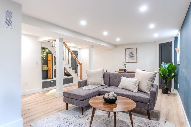5 Franklin Avenue, Wilmington, MA 01887