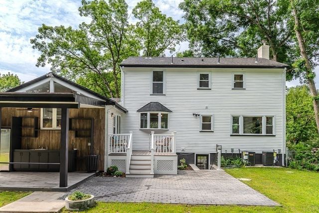5 Franklin Avenue, Wilmington, MA 01887