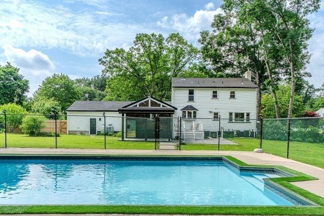 5 Franklin Avenue, Wilmington, MA 01887