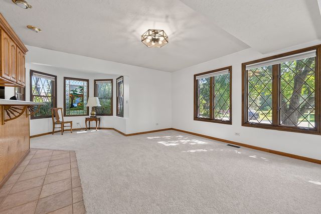 4511 Hanover Drive, Crystal Lake, IL 60012