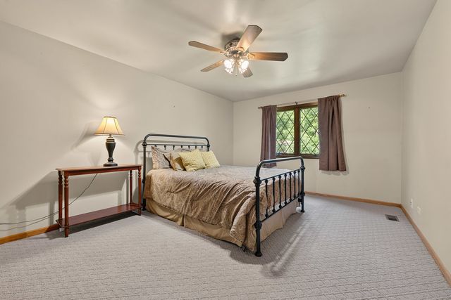 4511 Hanover Drive, Crystal Lake, IL 60012