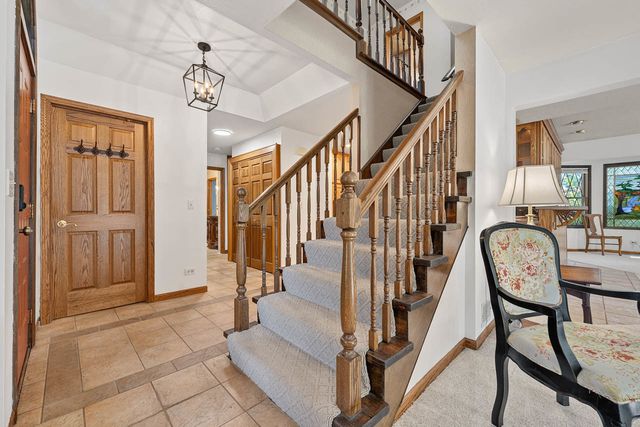 4511 Hanover Drive, Crystal Lake, IL 60012