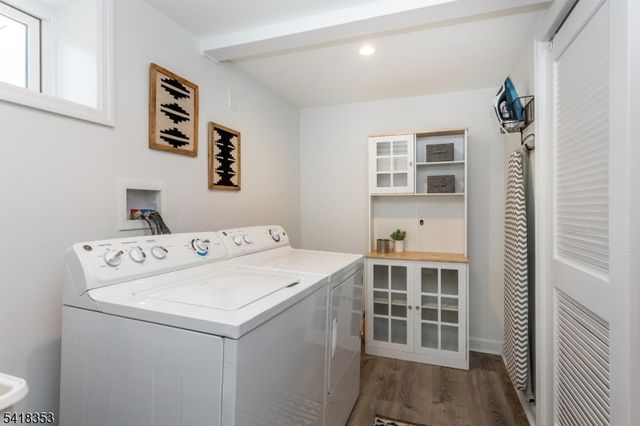 81 Burnett Ave, Maplewood Twp., NJ 07040