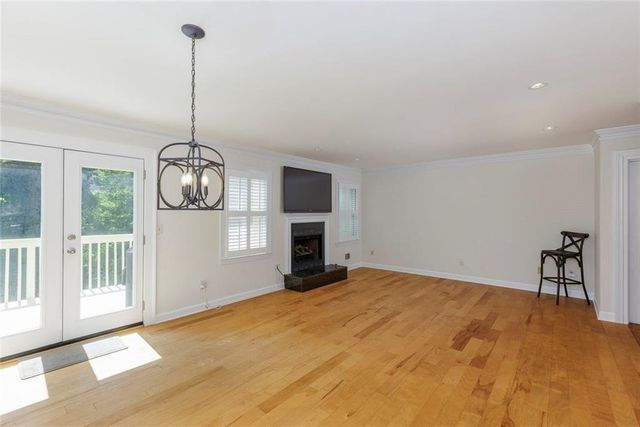 1363 Sheffield Glen Way, Atlanta, GA 30329