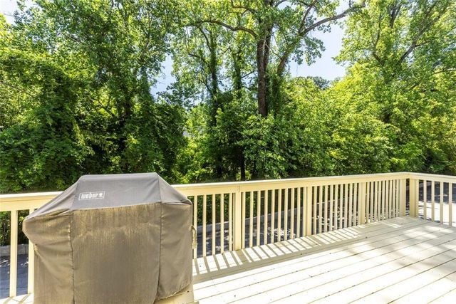 1363 Sheffield Glen Way, Atlanta, GA 30329