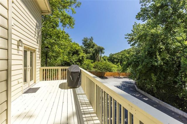 1363 Sheffield Glen Way, Atlanta, GA 30329