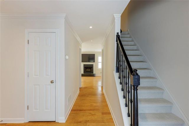 1363 Sheffield Glen Way, Atlanta, GA 30329