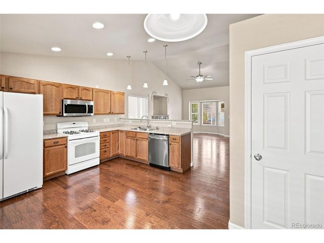 7425 Twin Valley Ter, Colorado Springs, CO 80925