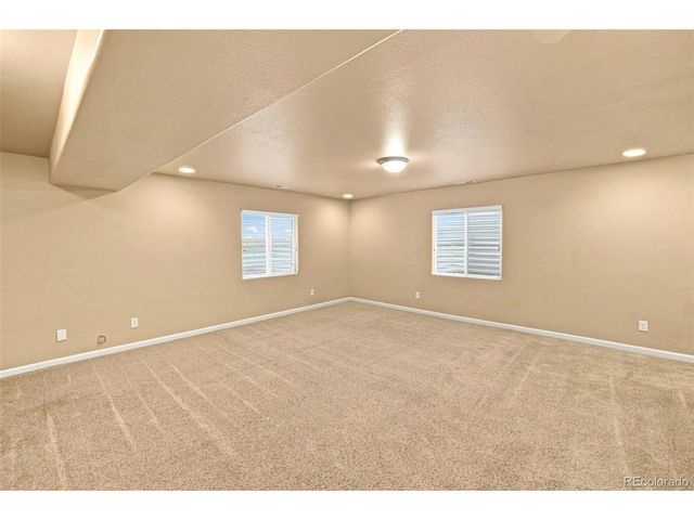 7425 Twin Valley Ter, Colorado Springs, CO 80925