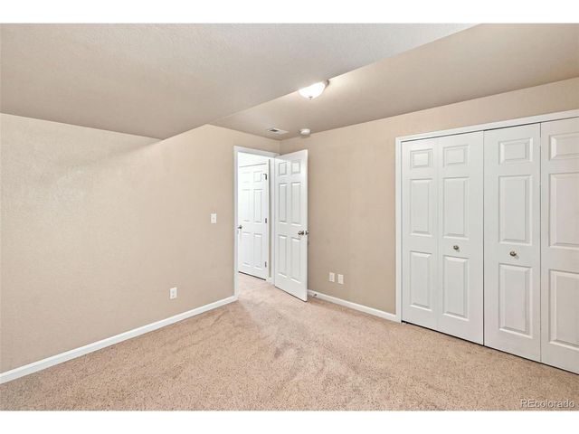 7425 Twin Valley Ter, Colorado Springs, CO 80925