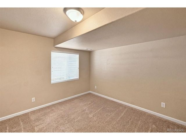 7425 Twin Valley Ter, Colorado Springs, CO 80925