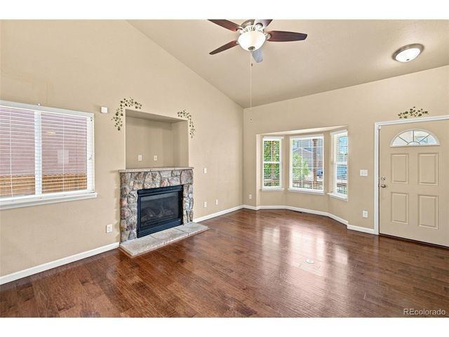 7425 Twin Valley Ter, Colorado Springs, CO 80925