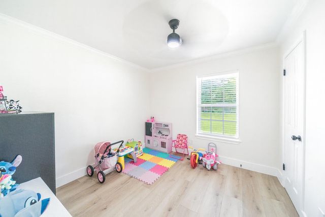 479 County Road 296d, Alvin, TX 77511