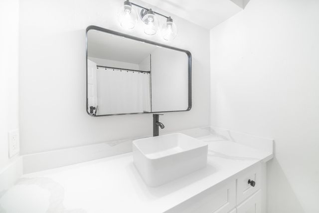 479 County Road 296d, Alvin, TX 77511