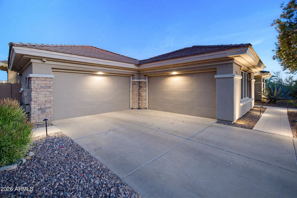 Image 54 of property listing at 41603 N Bent Creek Court, Anthem, AZ 85086