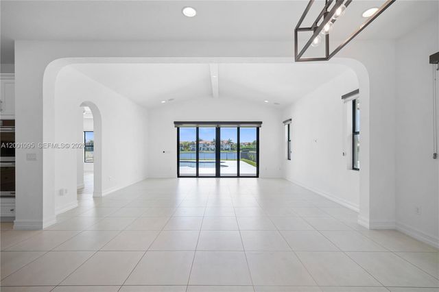 1286 SW 113th Way, Pembroke Pines, FL 33025