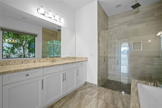 1286 SW 113th Way, Pembroke Pines, FL 33025