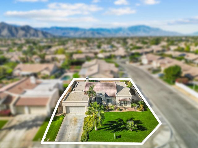 44815 Calle Placido, La Quinta, CA 92253