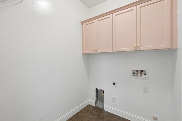 3026 Winslow Street, Visalia, CA 93291