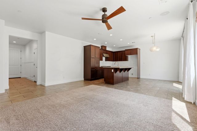 3026 Winslow Street, Visalia, CA 93291