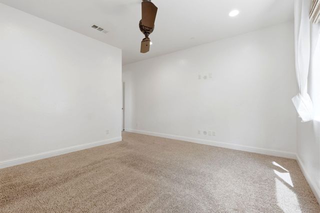 3026 Winslow Street, Visalia, CA 93291