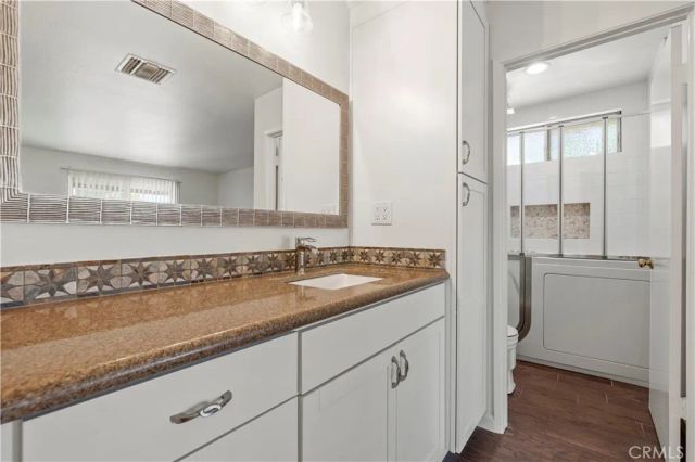 26824 Circle Of The Oaks, Newhall, CA 91321