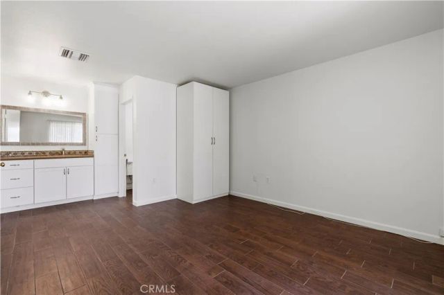 26824 Circle Of The Oaks, Newhall, CA 91321