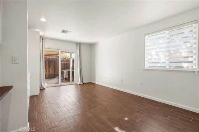 26824 Circle Of The Oaks, Newhall, CA 91321