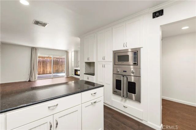 26824 Circle Of The Oaks, Newhall, CA 91321