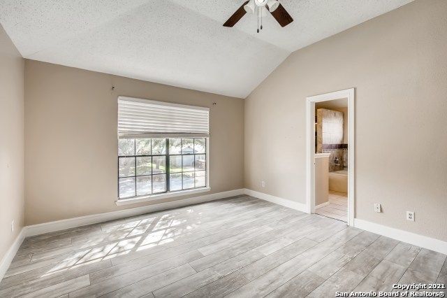 2809 HIDDEN GROVE LN, Schertz, TX 78154