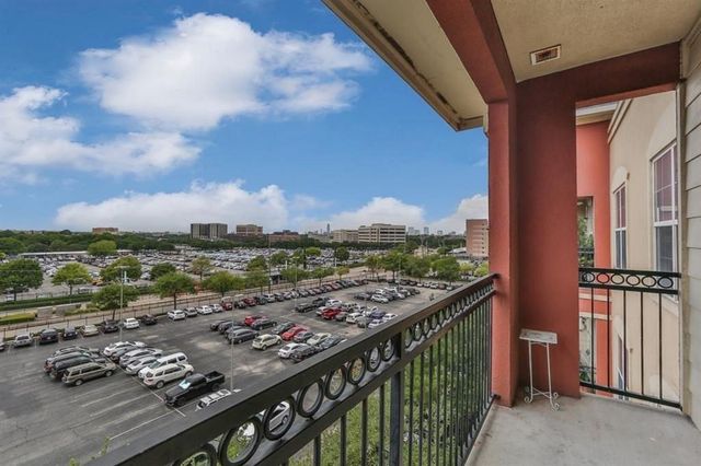 1711 Old Spanish Trail 419, Houston, TX 77054