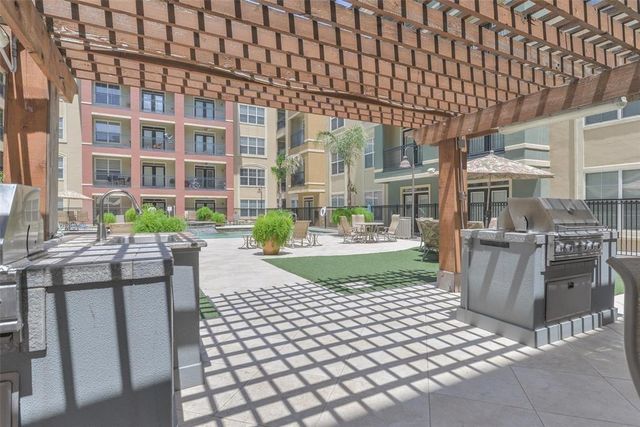 1711 Old Spanish Trail 419, Houston, TX 77054