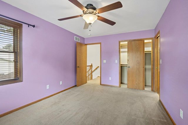 1325 S WESTHAVEN DRIVE, Oshkosh, WI 54904