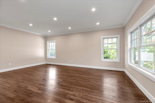 34 Calumet Drive, Dix Hills, NY 11746