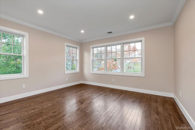 34 Calumet Drive, Dix Hills, NY 11746