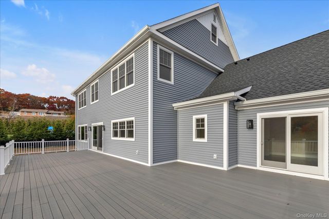 34 Calumet Drive, Dix Hills, NY 11746