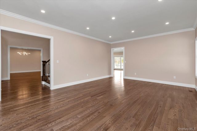 34 Calumet Drive, Dix Hills, NY 11746