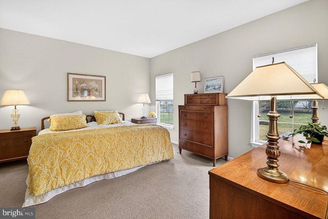 164 TUNICFLOWER LN, Princeton Junction, NJ 08550