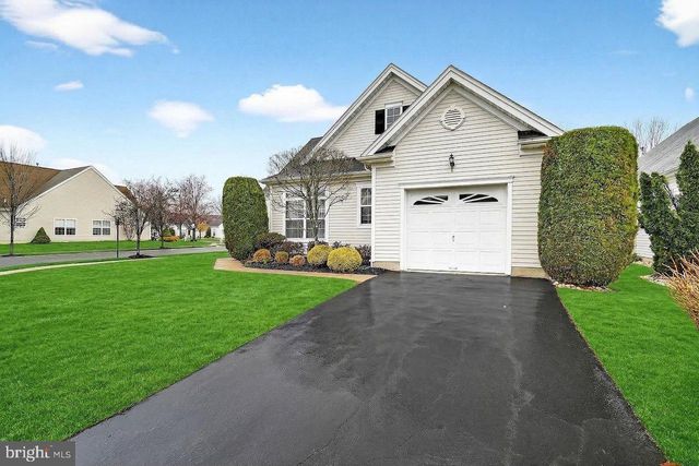 164 TUNICFLOWER LN, Princeton Junction, NJ 08550