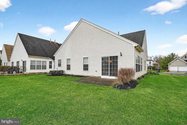 164 TUNICFLOWER LN, Princeton Junction, NJ 08550