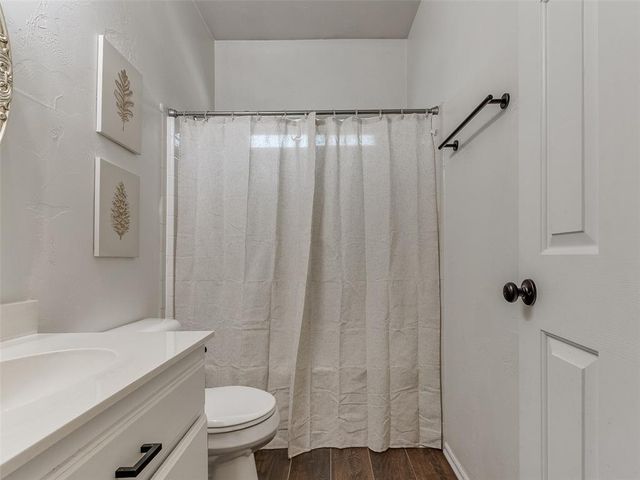 713 Vickery Avenue, Yukon, OK 73099