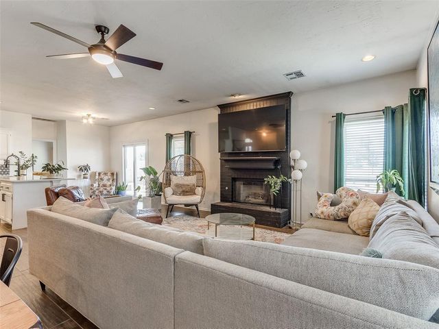 713 Vickery Avenue, Yukon, OK 73099