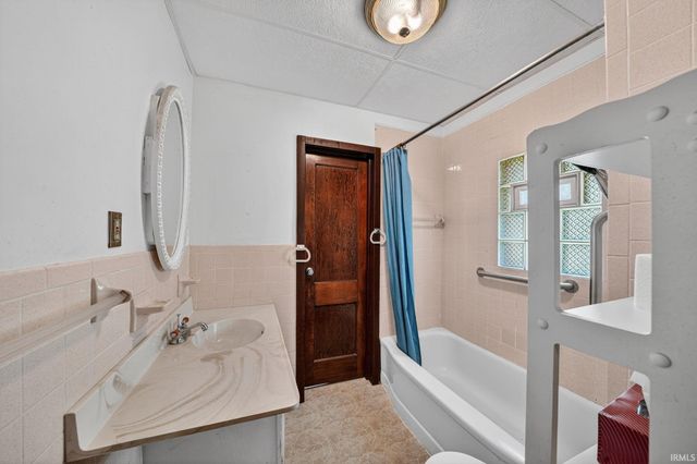 62738 Miami Road, South Bend, IN 46614