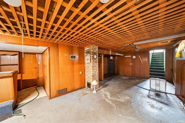 62738 Miami Road, South Bend, IN 46614