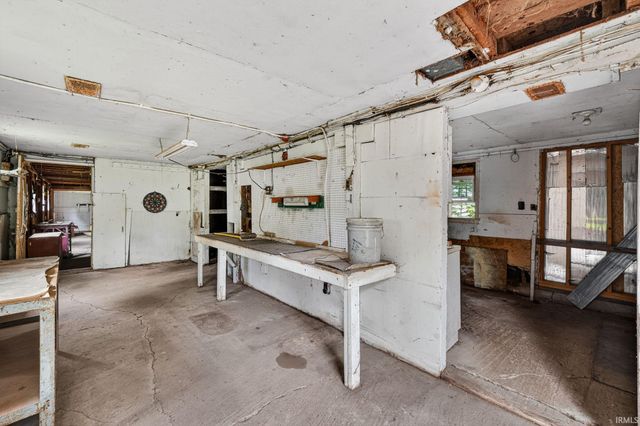 62738 Miami Road, South Bend, IN 46614
