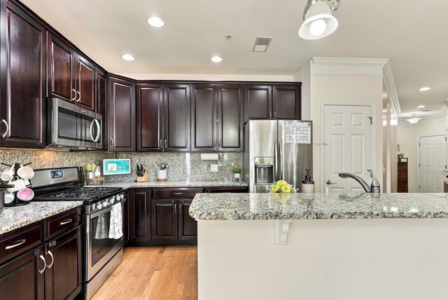 2102 Simeon Howard Way 2102, Westborough, MA 01581