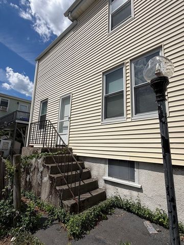 50 Malden St 2, Malden, MA 02148