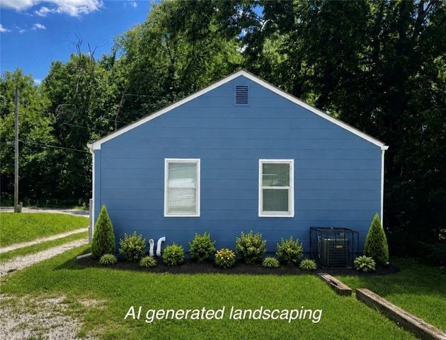 732 W Stone Street, Independence, MO 64050