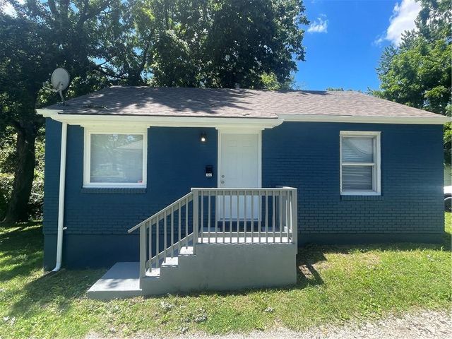732 W Stone Street, Independence, MO 64050