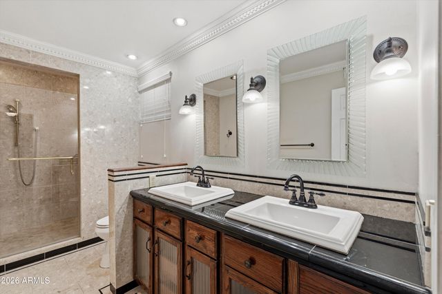 4422 W WAGONER Road, Glendale, AZ 85308